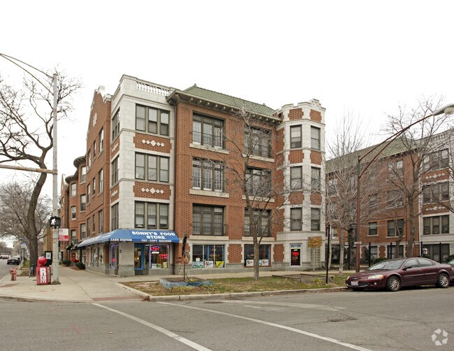 Sheridan Court - 7001-7013 N Sheridan Rd