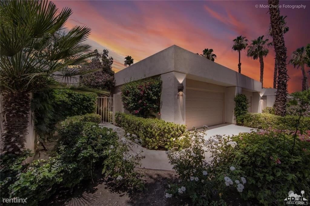 Primary Photo - 3 br, 3 bath House - 55093 Oakhill