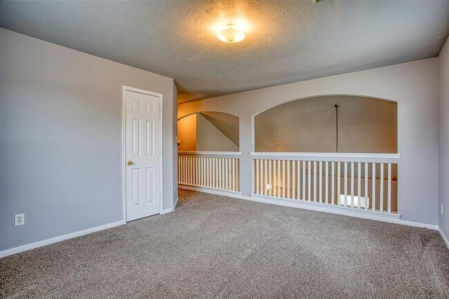 Building Photo - 25127 Florina Ranch Dr