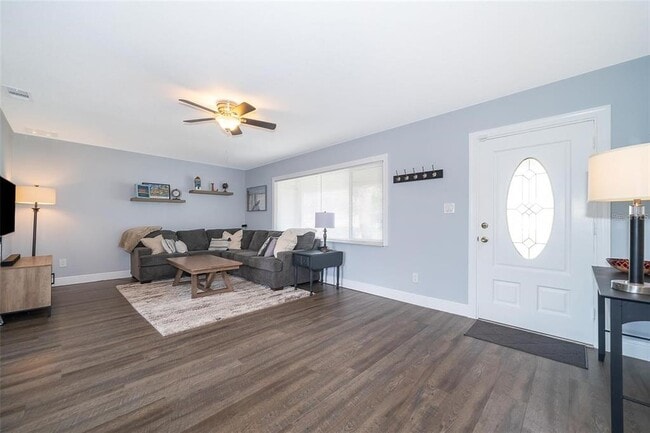 Building Photo - 814 Malone Dr