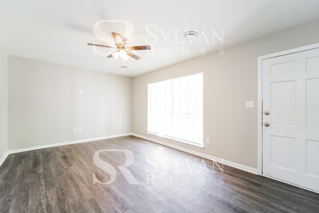 Foto del edificio - Updated 3 bedroom rancher!