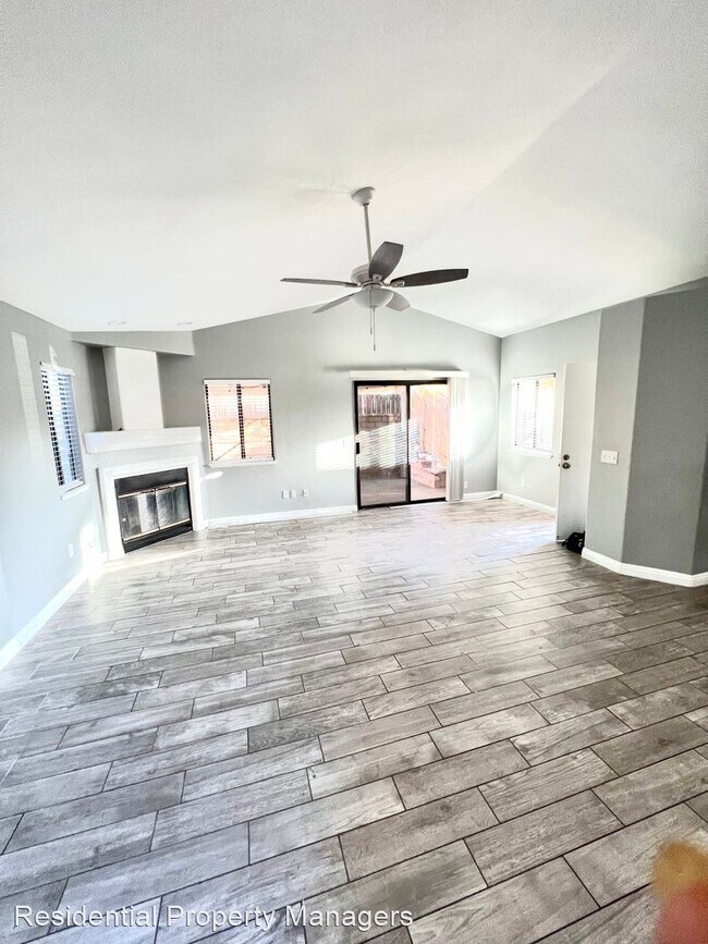 Building Photo - 3 br, 2 bath House - 27824 Cactus Flower D...