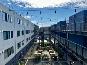 E. Courtyard - 1919 Market Street