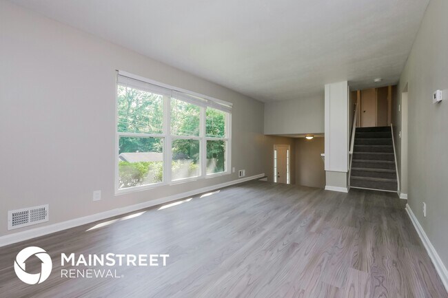 Building Photo - 5830 Deerfield Trail