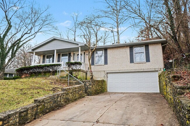 Foto del edificio - Newly Renovated 3 Bed 2 Bath Home!