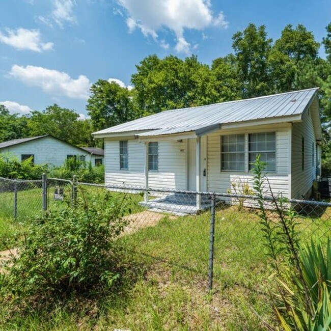 Foto del edificio - 4002 23rd Street Tuscaloosa, AL 35404