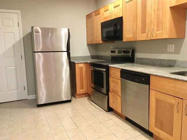 Foto del edificio - 2 br, 2 bath House - 305 S Castle St 305