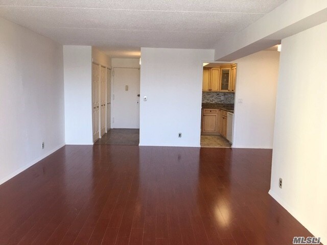 Building Photo - 209-45 26th Ave