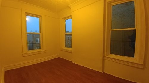 Building Photo - 506 52nd St