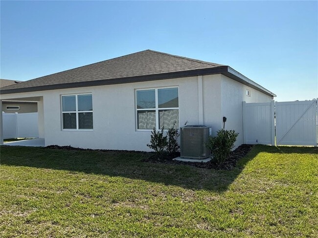 Foto del edificio - 3551 Benham Rise Rd