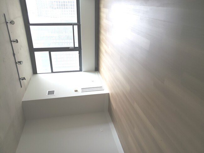 Foto del edificio - 235 W Van Buren St