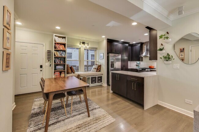 Foto del edificio - 3005 N Clifton Ave