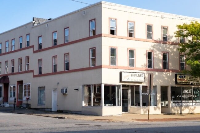 Front of building on Elm street - 1267 Elm St