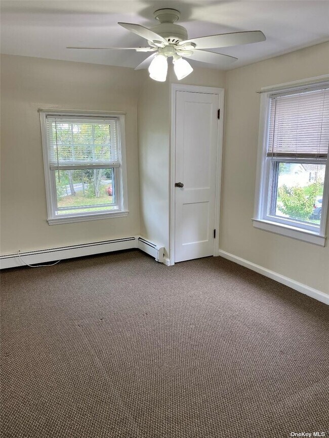 Building Photo - 48 Reservoir Ave
