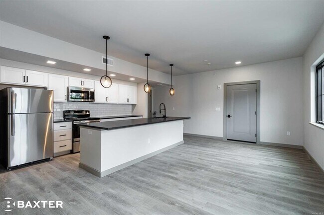 Foto del edificio - 472 Maple St