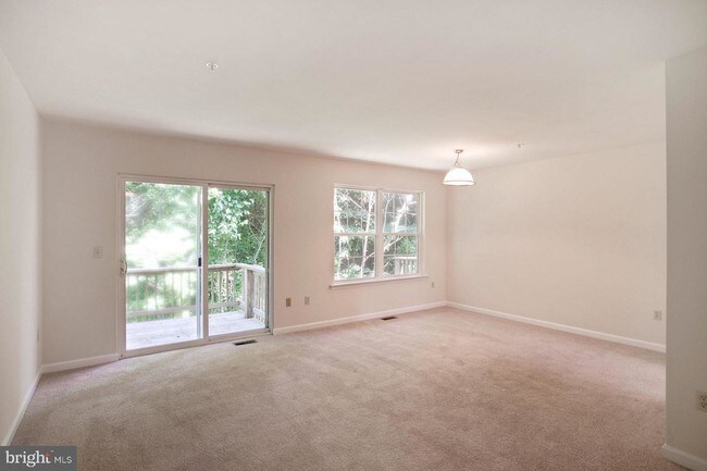 Foto del edificio - 3621 Harbor Rd