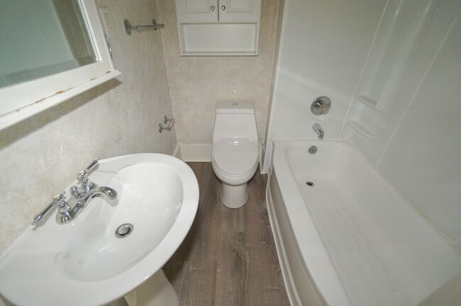 Bathroom - Belmont