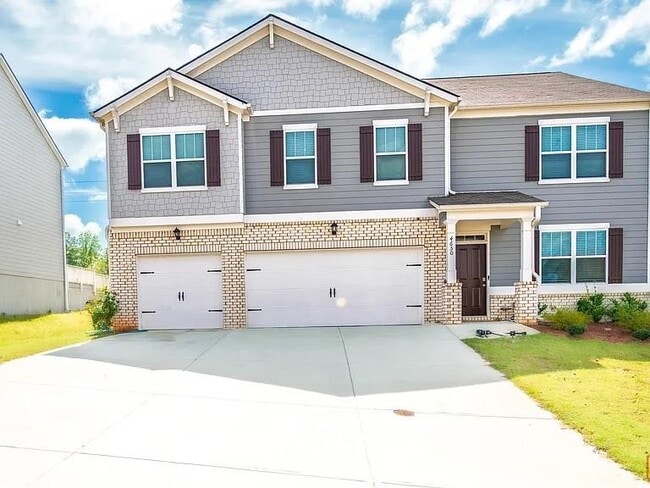 Foto del edificio - 4650 Bramblett Grove Pl