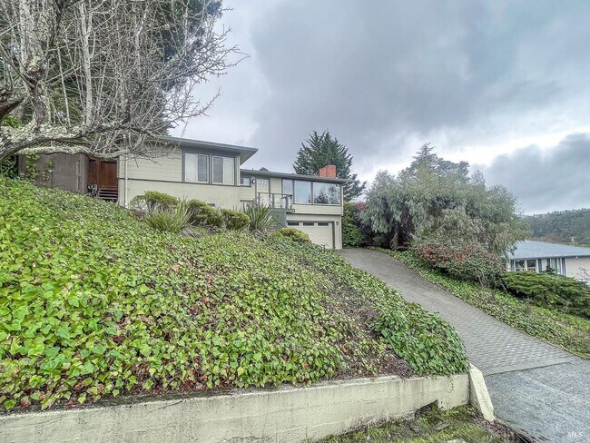 Foto del edificio - 112 Reed Blvd