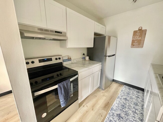 Interior Photo - Bayit Edinboro