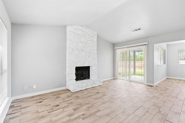 Building Photo - 7505 St Amant Pl