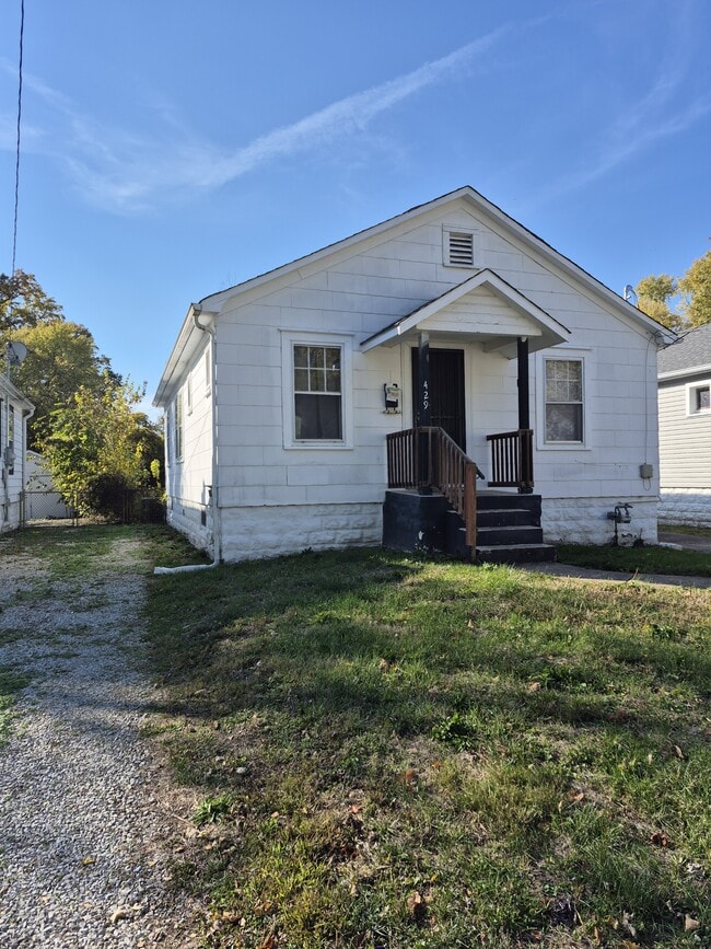 Building Photo - 429 Shirley Ave