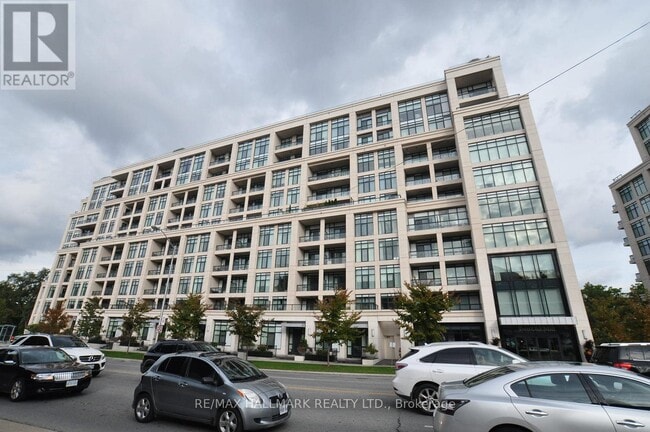 Building Photo - 2-622 Old Mill Dr