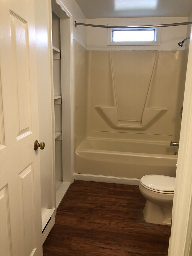 Building Photo - 15 LLC-15 Macomb