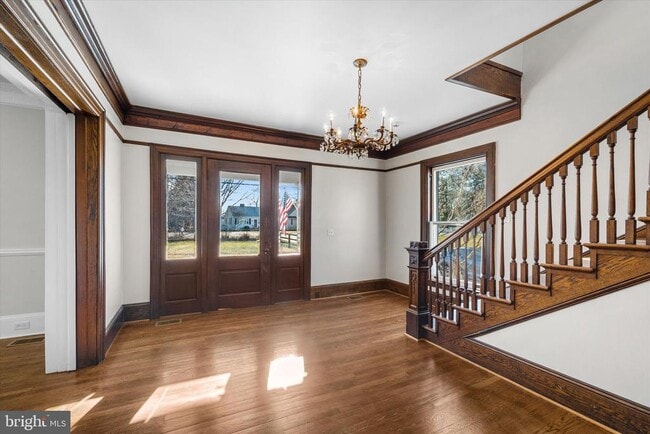 Foto del edificio - 311 W Main St