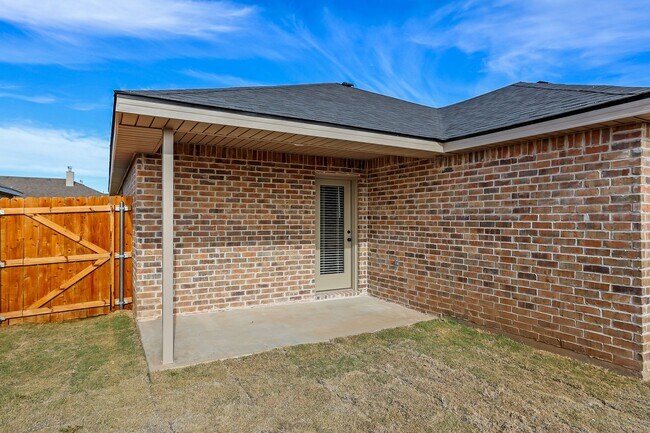 Foto del edificio - 9901 Yellowhouse Ave