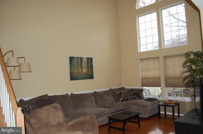 Building Photo - 70 La Costa Dr