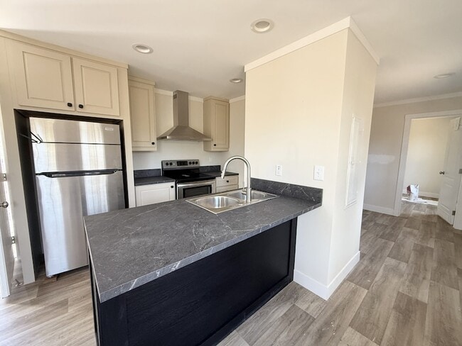 Foto del edificio - 719 Peyton Rd