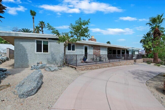 Building Photo - 54925 Avenida Ramirez