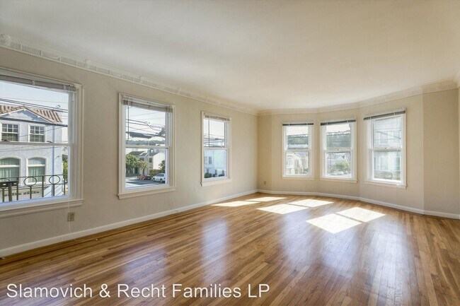 Building Photo - 2710 Cabrillo St