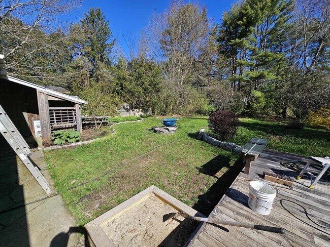 Building Photo - 10 richards dr