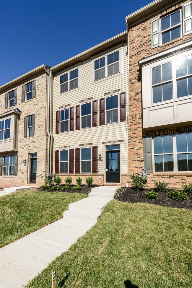 Townhouse For Rent in Ashburn Townhouse for Rent in Ashburn, VA