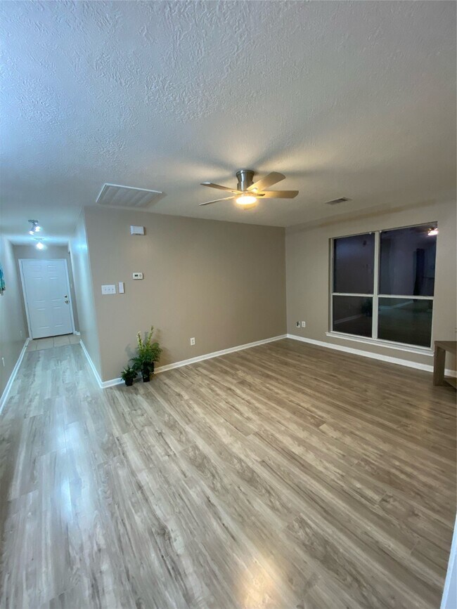 Foto del edificio - 8825 E Buffalo Cir