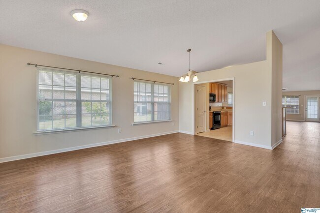 Foto del edificio - 4727 Carrington Blvd SE