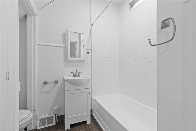 Foto del edificio - 3900 Howley St