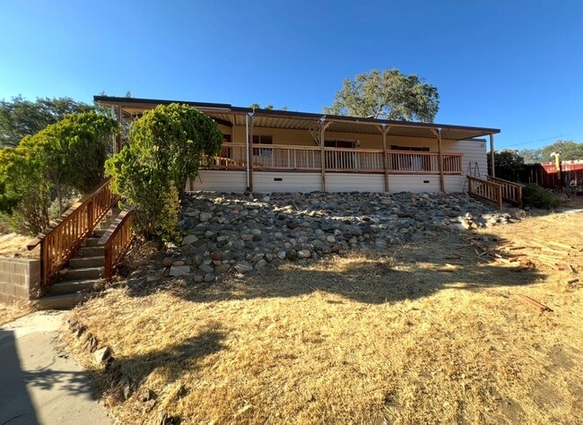 Building Photo - 25 Chaparral Ct
