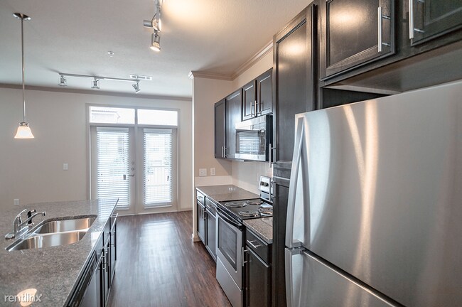 Building Photo - 3 br, 2 bath Flat - 3750 National Pkwy 1,389