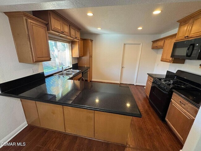 Foto del edificio - 2263 Workman Ave