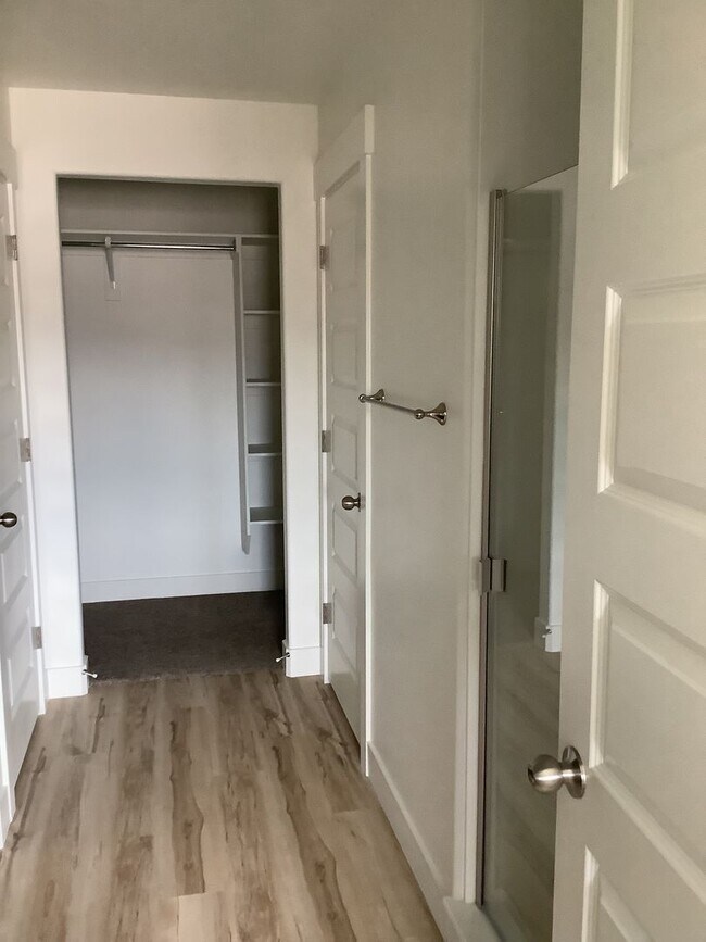 Foto del edificio - FREE FIRST MONTH'S RENT - New Construction Townhome Located in Prime Saratoga Springs Location.