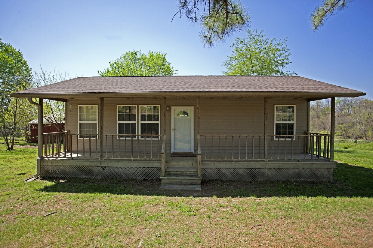 Foto principal - ***10445 Atkins Road***