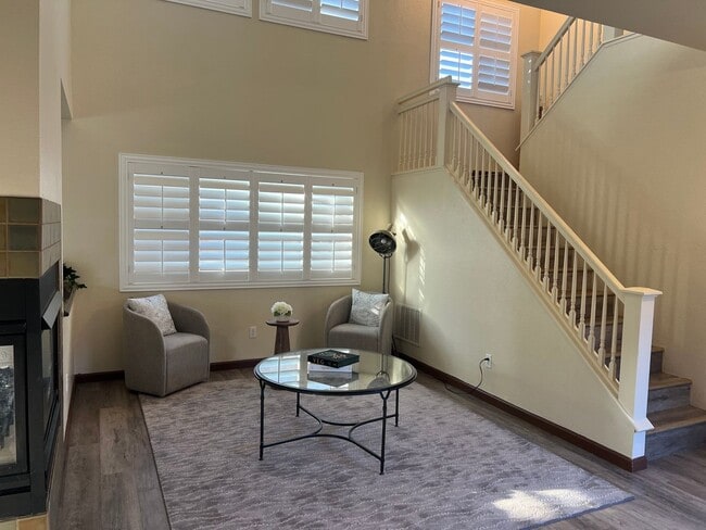 Foto del edificio - Charming Home in Las Palmas Community