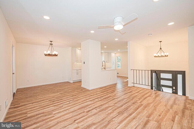 Building Photo - 17105 Butler Rd