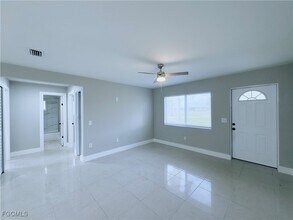 Building Photo - 4432 E Riverside Dr