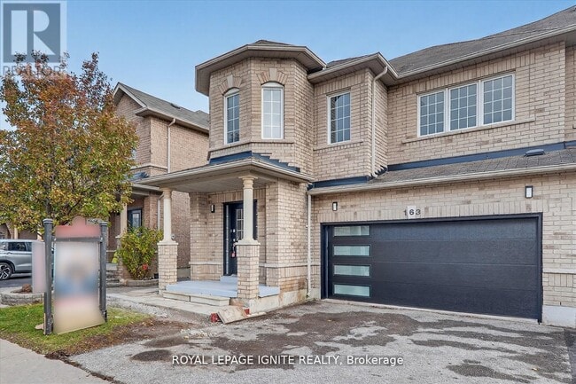 Photo du bâtiment - 163 Seasons Dr