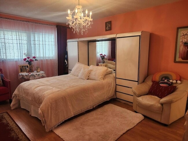 Photo - 2400 NE 1st Ln Apartment