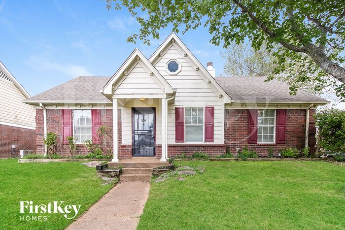 Primary Photo - 8426 Honey Dr